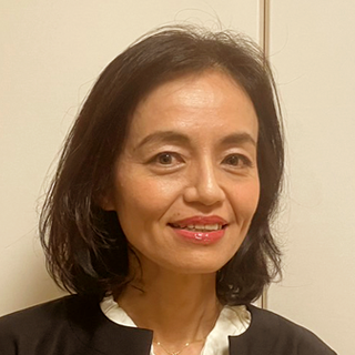 水谷 留美 氏